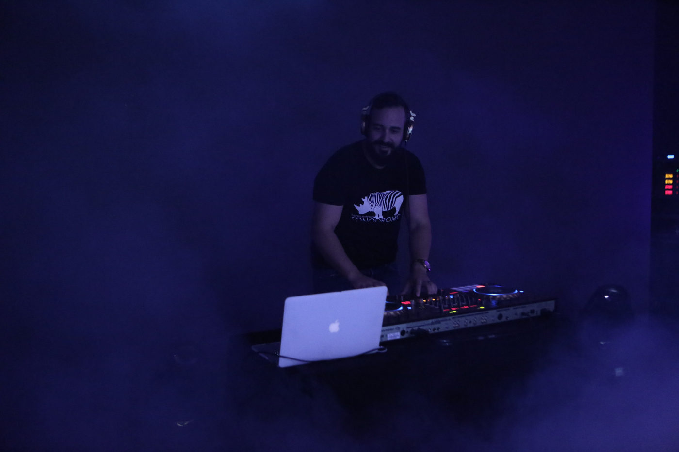 Sonodromo DJ / 8